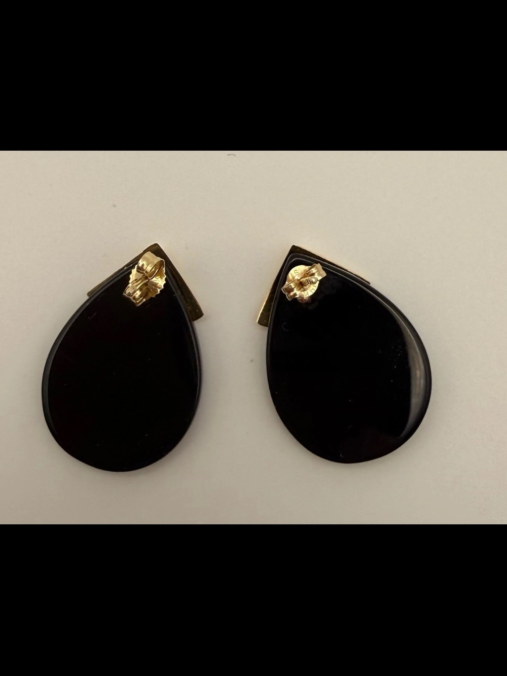 14K Solid Yellow Gold & Black Onyx Teardrop Stud Earrings - Picture 3 of 4